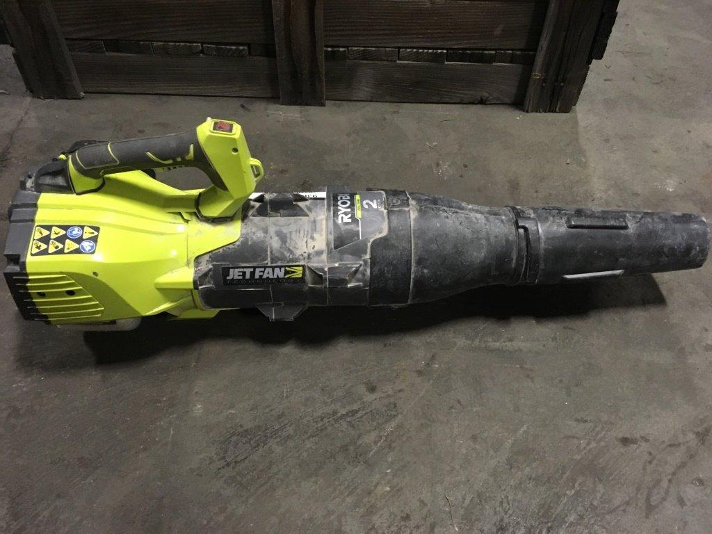 2017 Ryobi RY25AXB Blower