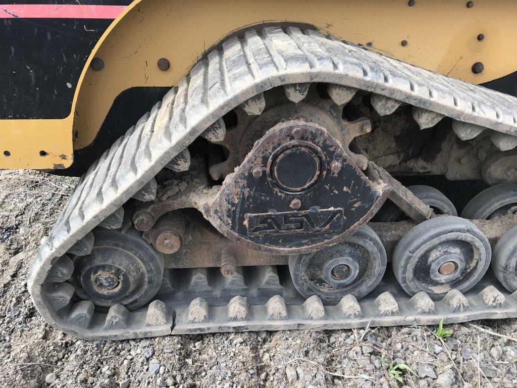 2005 Caterpillar 247B Compact Track Loader