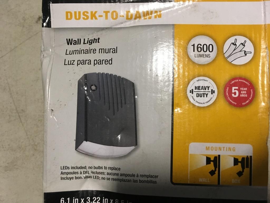 Dusk to Dawn Security Light