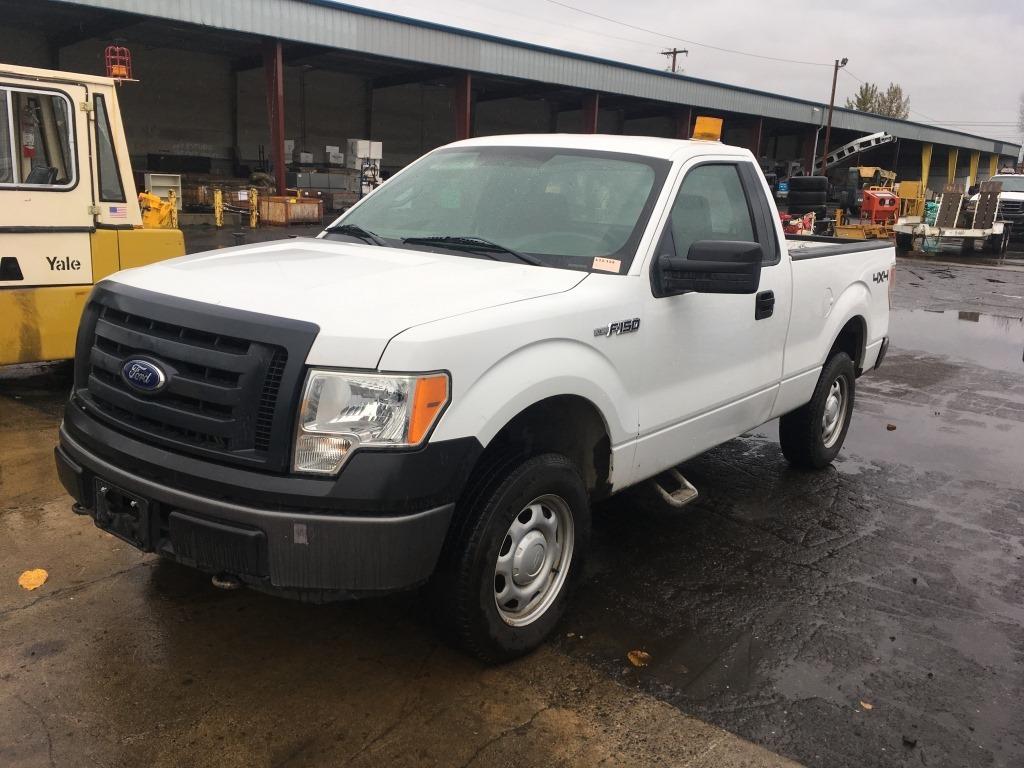 2010 Ford F150 XL 4x4 Pickup