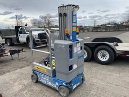 2013 Genie GR-20 Scissor Lift