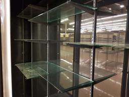 Refrigerated Walk-in/Display Cabinet