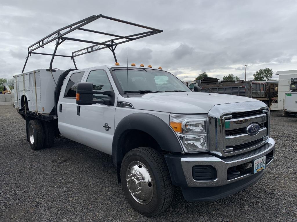 2016 Ford F450 XLT SD 4x4 Crew Cab Flatbed Truck