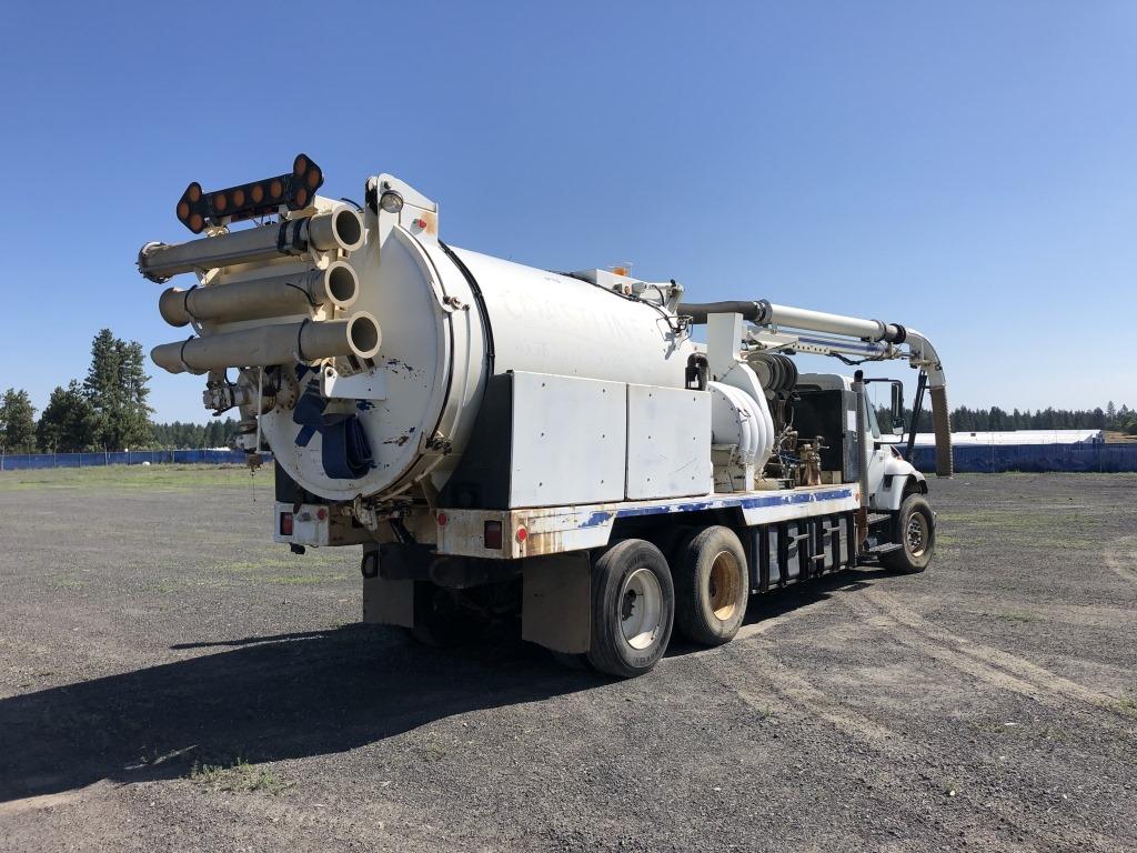 2004 Vac-Con T/A Vacuum Truck