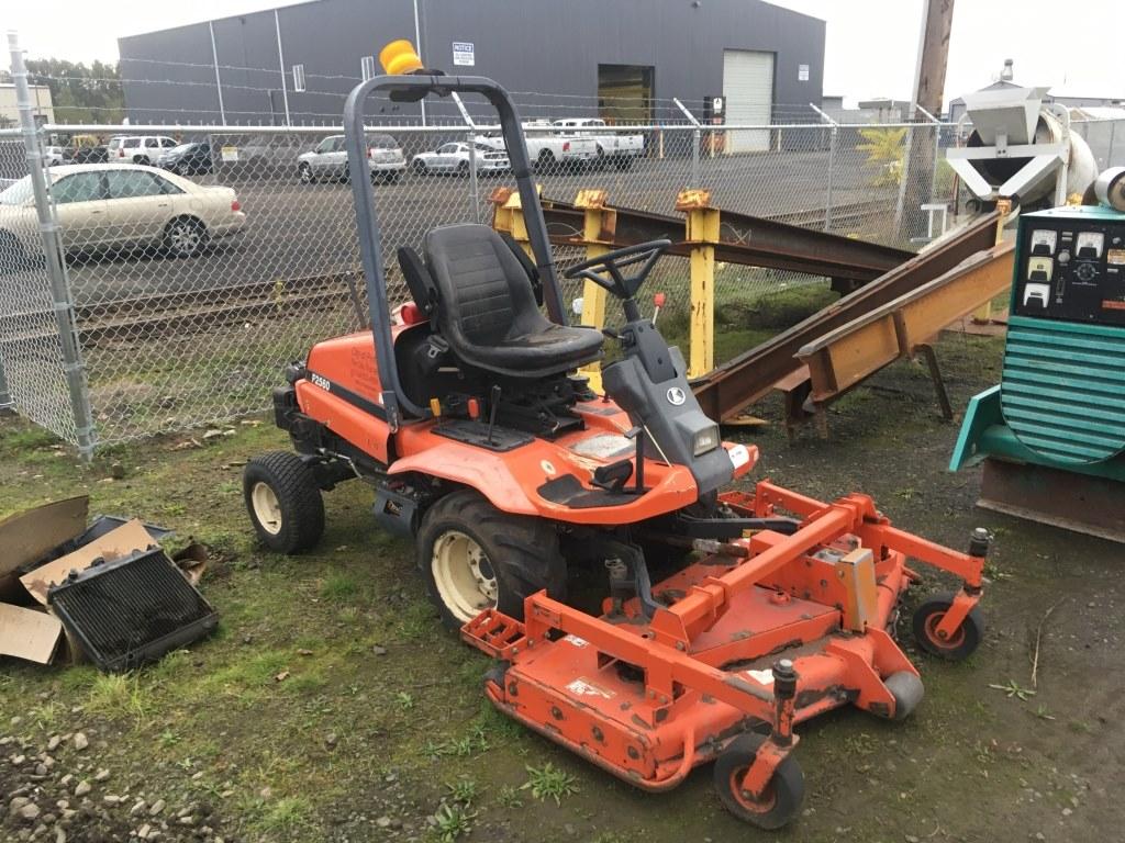 2005 Kubota F2560 Mower