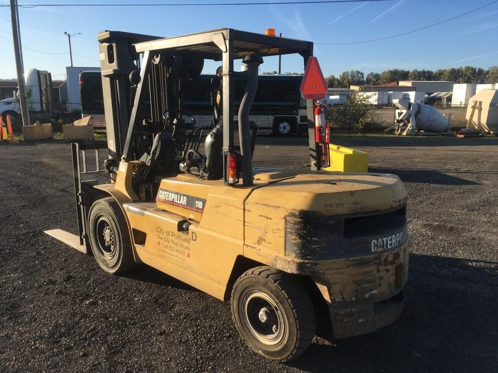 Caterpillar DP50 Forklift