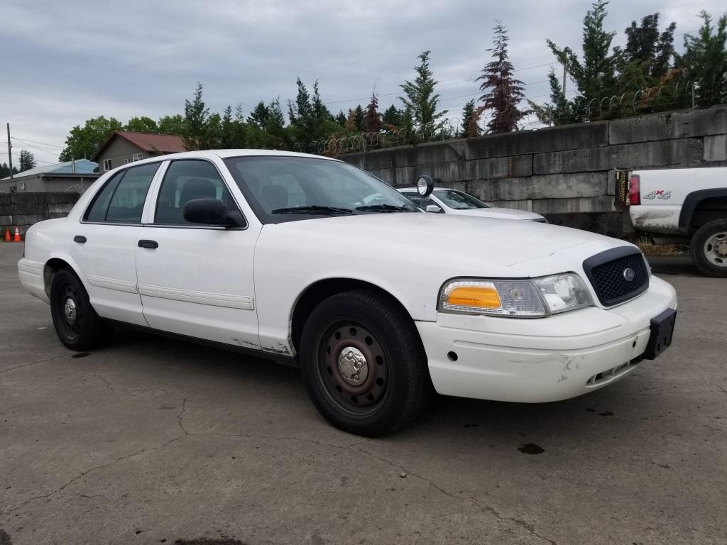 2010 Ford Crown Victoria Sedan