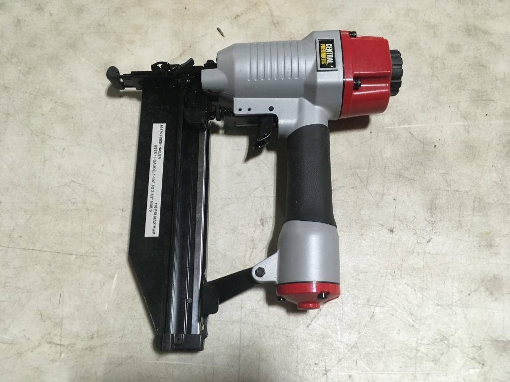 Central Pneumatic 16 Ga. Finish Nailer