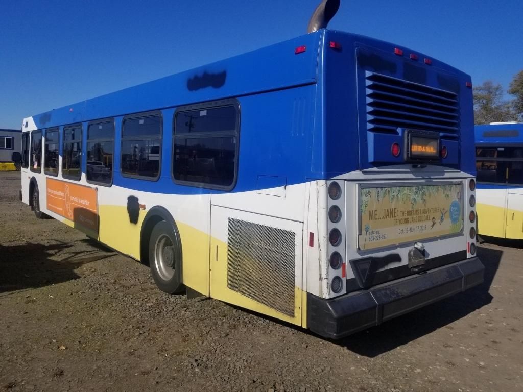 2002 New Flyer D40LF Transit Bus