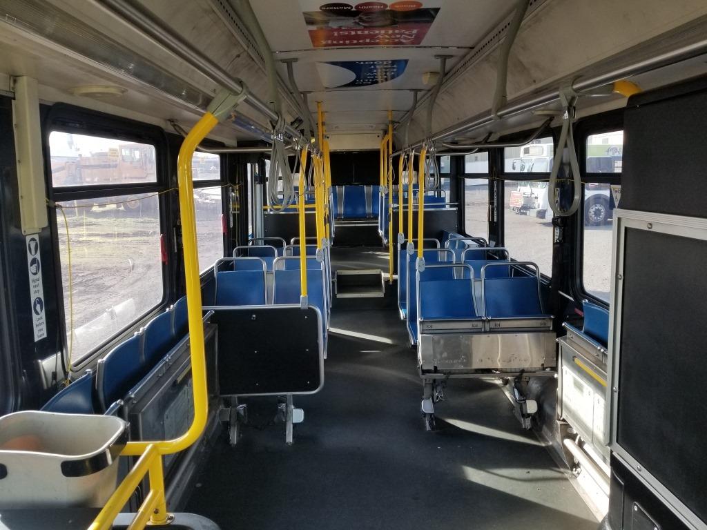 2002 New Flyer D40LF Transit Bus