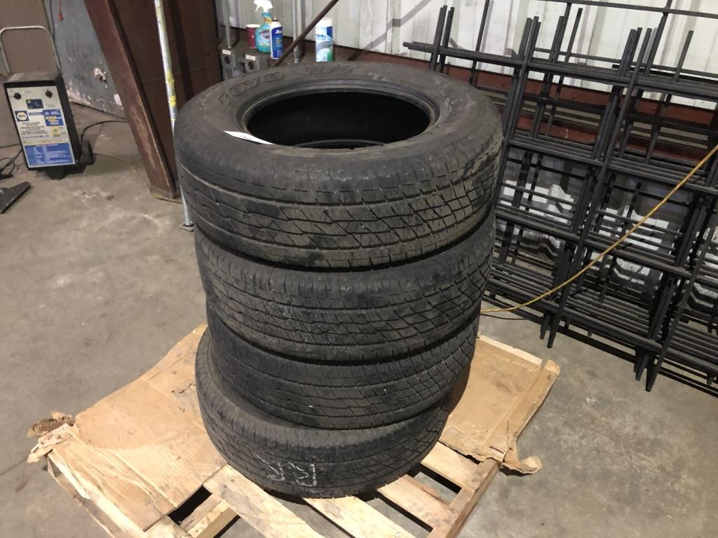 Toyo Open County A/T P245/70R17 Tires