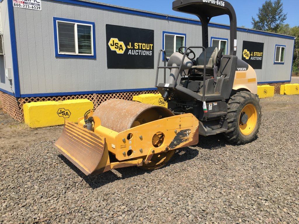 2015 Volvo SD45 Vibratory Roller