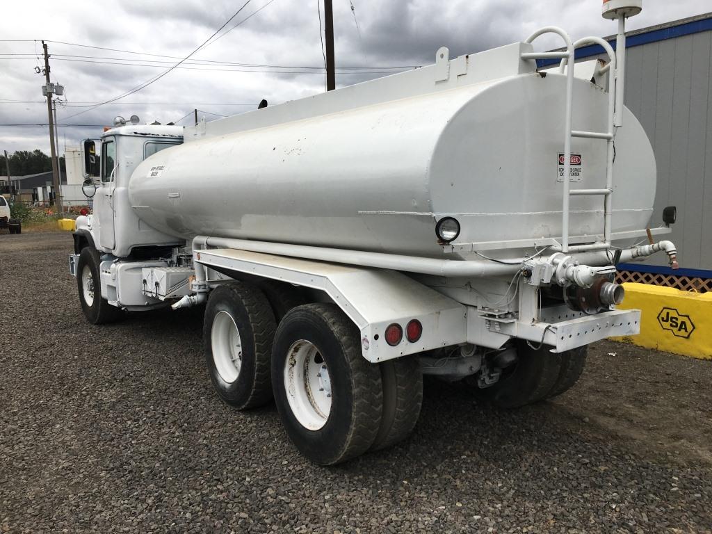 Mack T/A Water Truck