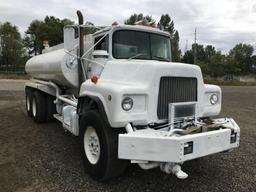 Mack T/A Water Truck