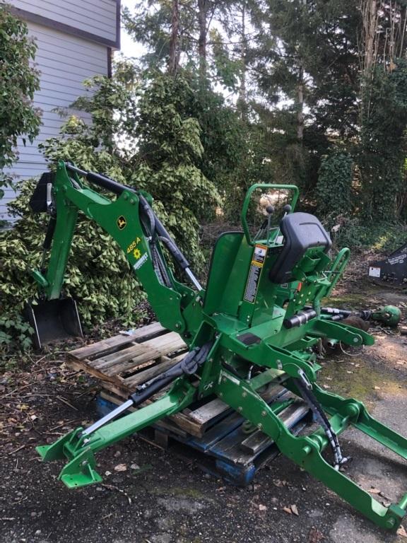 John Deere 485A Backhoe Attachment