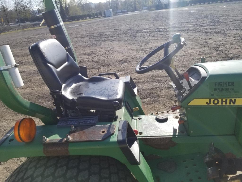 1995 John Deere 855 Utility Tractor / Mower