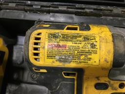 Dewalt DCF887 1/4" Impact Drivers