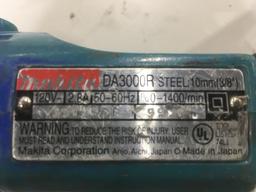 Makita DA3000R Right Angle Drill