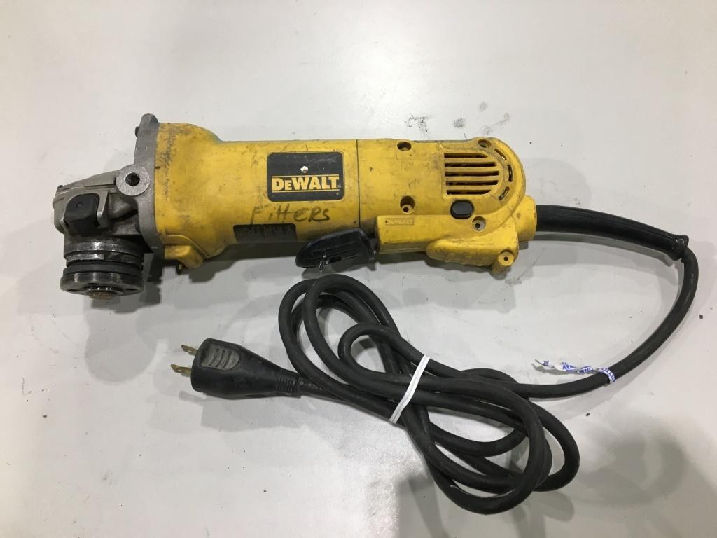 DeWalt D28402 Angle Grinder