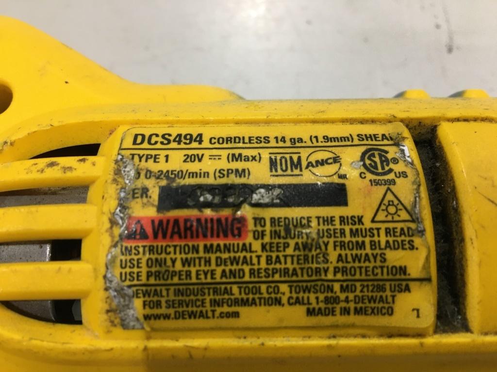 DeWalt DCS494 20V Shear