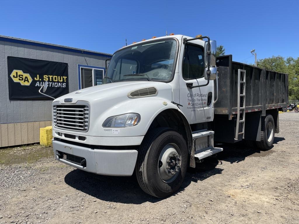 2010 Freightliner Business M2 Flatbed Dump Truck