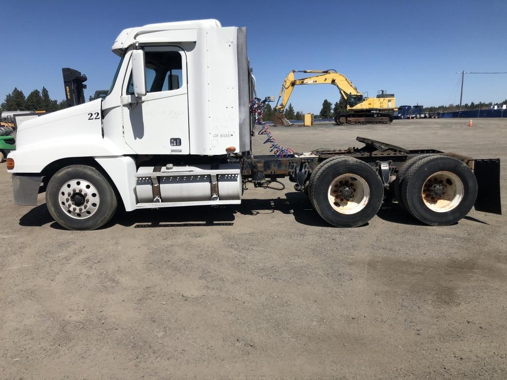 2000 Freightliner Century T/A Truck Tractor