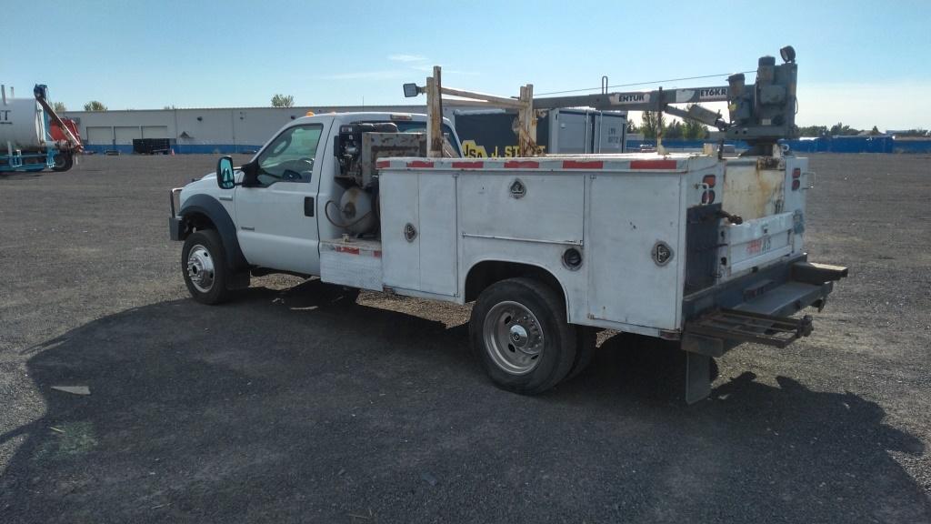 2006 Ford F550 4x4 Utility Truck