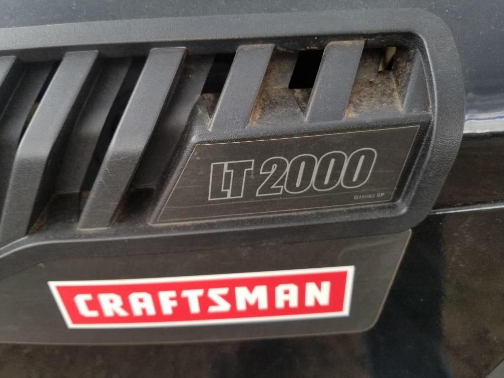 Craftsman LT2000 Ride-On Mower