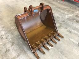 Case 36" Backhoe Dig Bucket