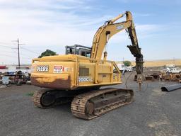 2006 John Deere 200C-LC Hydraulic Excavator