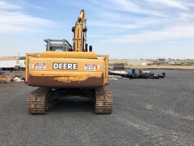 2006 John Deere 200C-LC Hydraulic Excavator