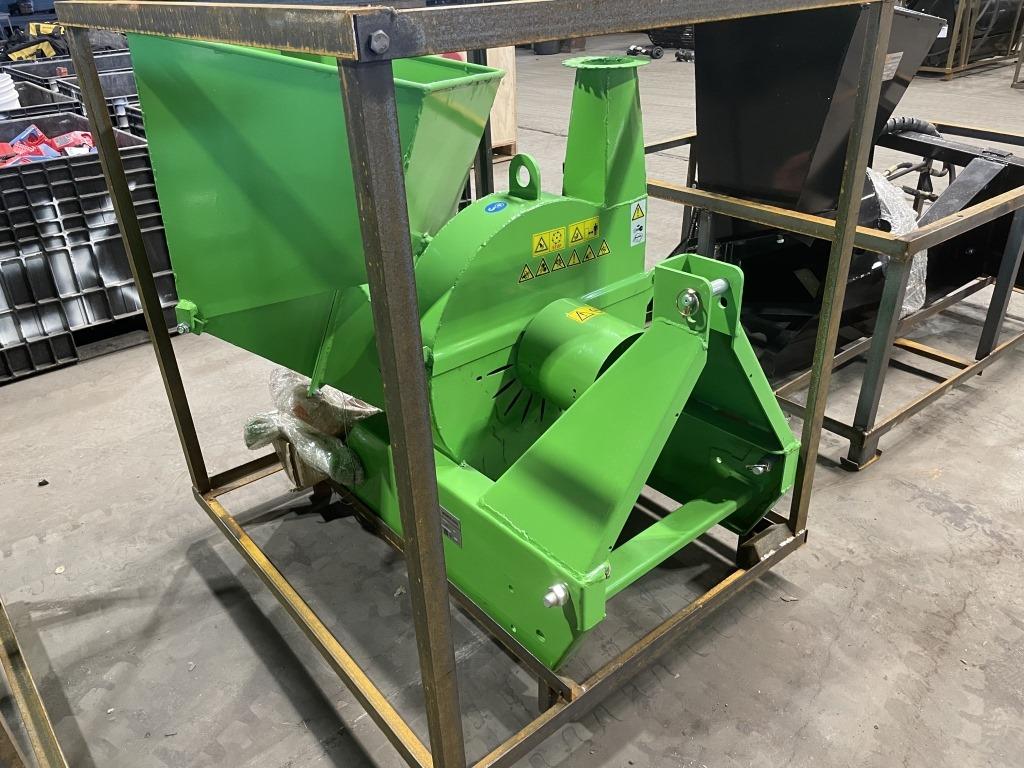 2021 Mower King BX52G Chipper