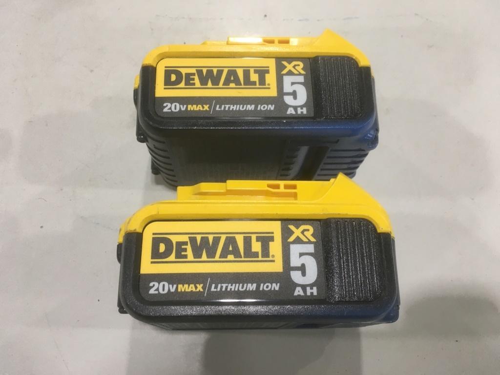 DeWalt DCD740 20V Right Angle Drill