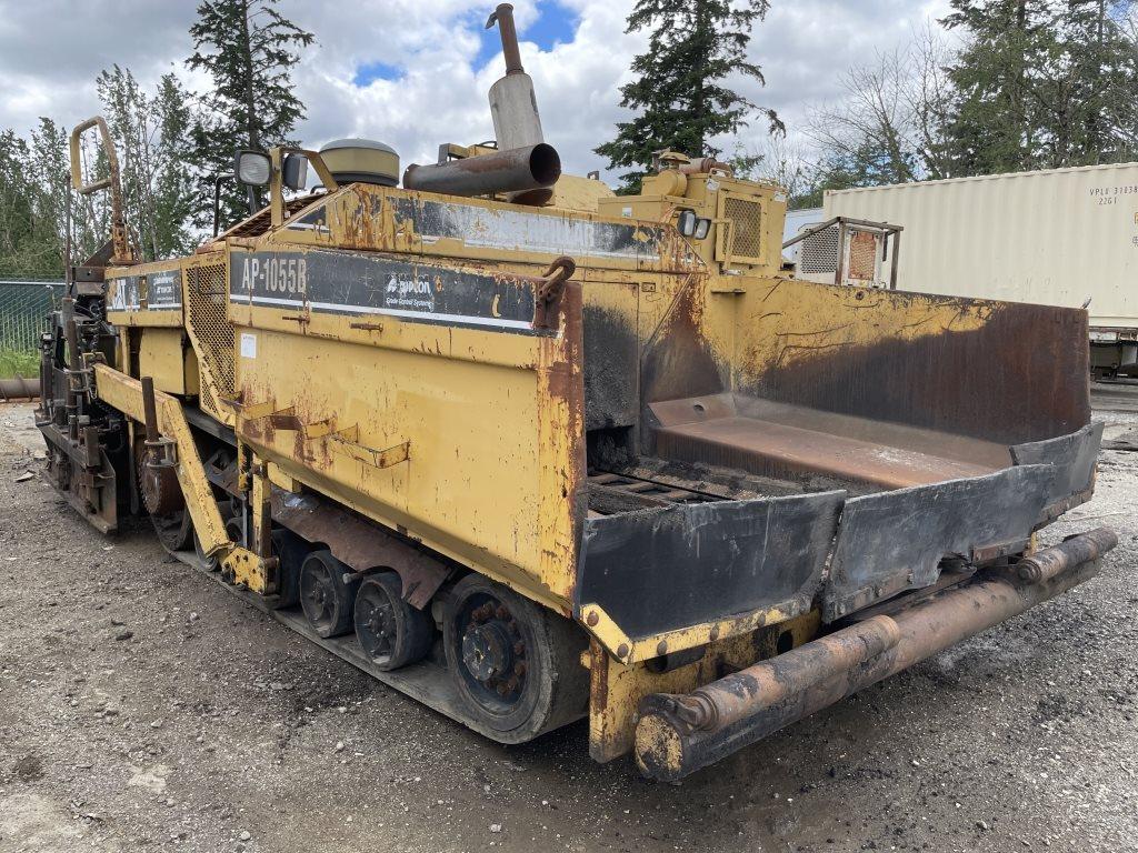 1998 Caterpillar 1055B Asphalt Paver