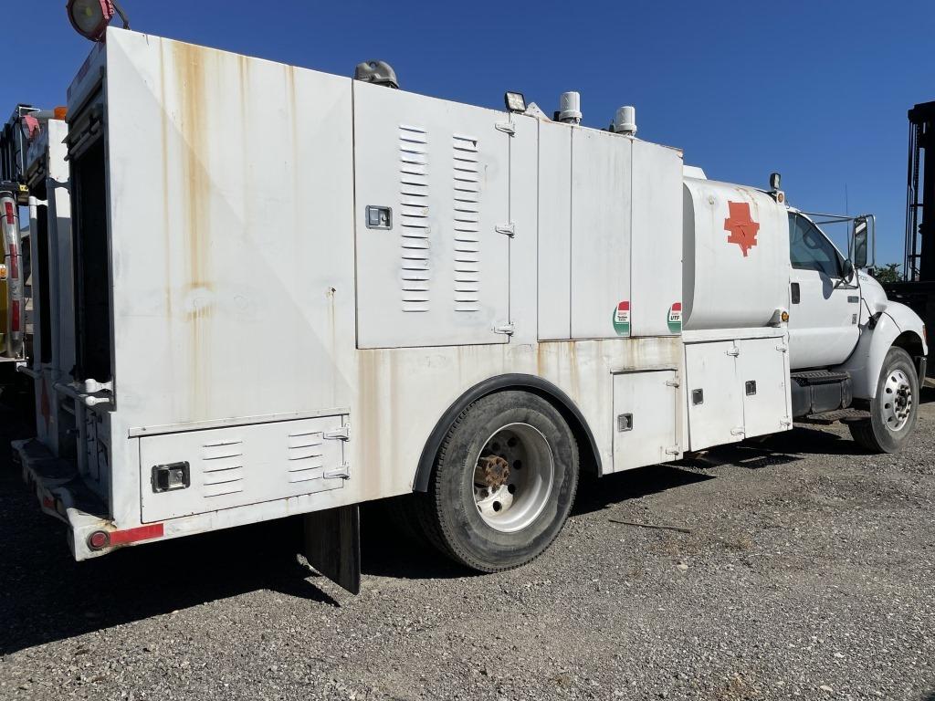 2006 Ford F650 Fuel & Lube Truck