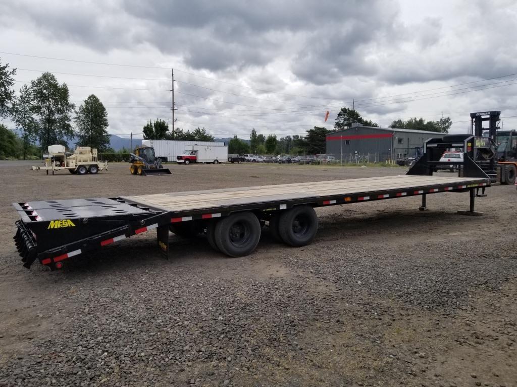 2019 Big Tex 22GN-28BK+5MR T/A Gooseneck Trailer