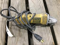 Dewalt DW802G Angle Grinder