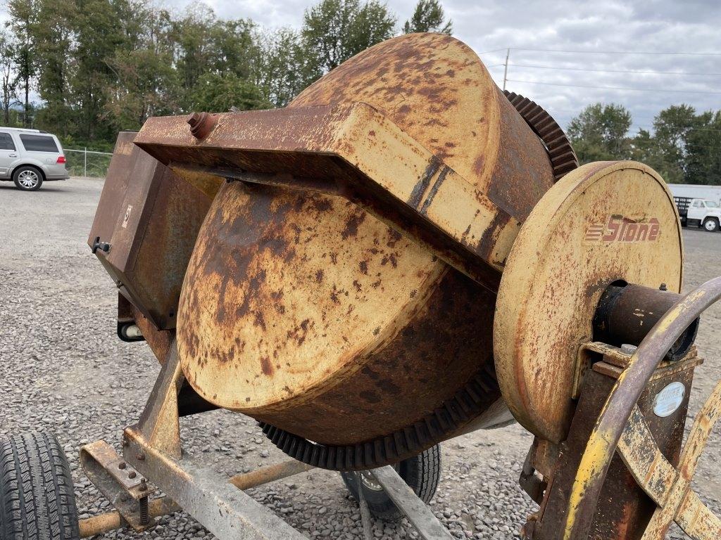 Stone 95CM Towable Cement Mixer