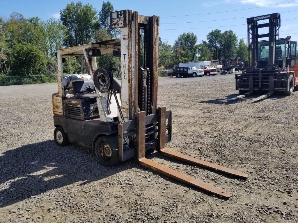 Hyster S-100E Fork Lift