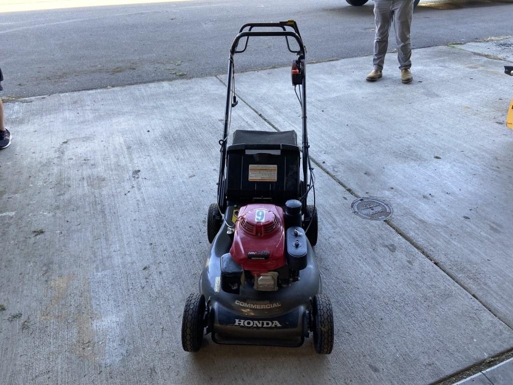 Honda HRC216 Push Mower