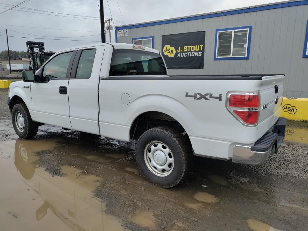 2010 Ford F150 XL 4x4 Extra Cab Pickup