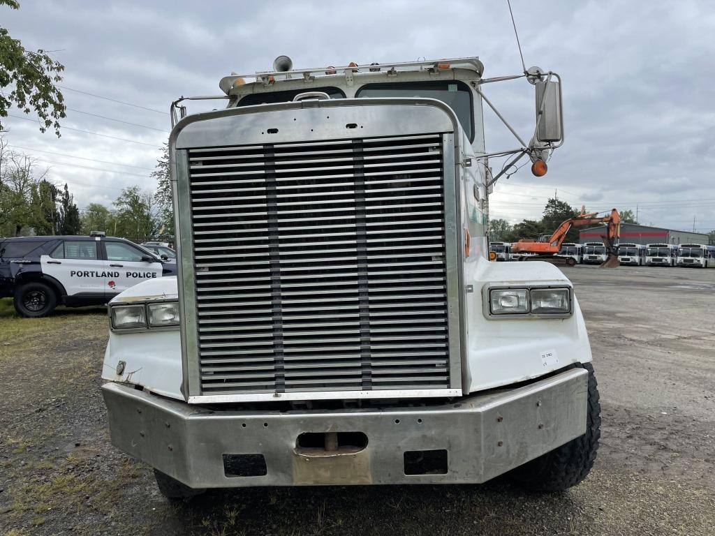 1988 Freightliner Tri-Axle Dump Truck