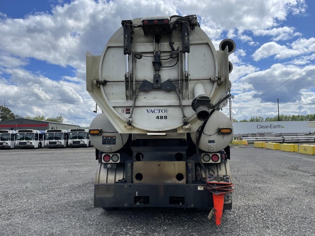 2009 International 7600 Work Star Vacuum Truck