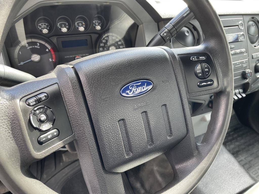 2014 Ford F550 XL SD Box Truck