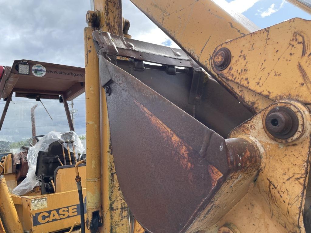 1982 Case 580 Super E Loader Backhoe