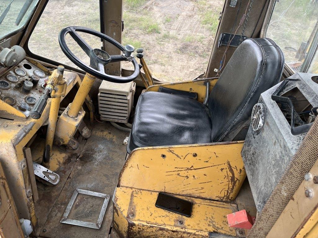 Caterpillar 966C Wheel Loader