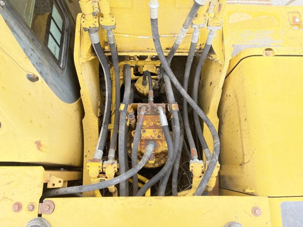 Komatsu PC200-6E Hydraulic Excavator