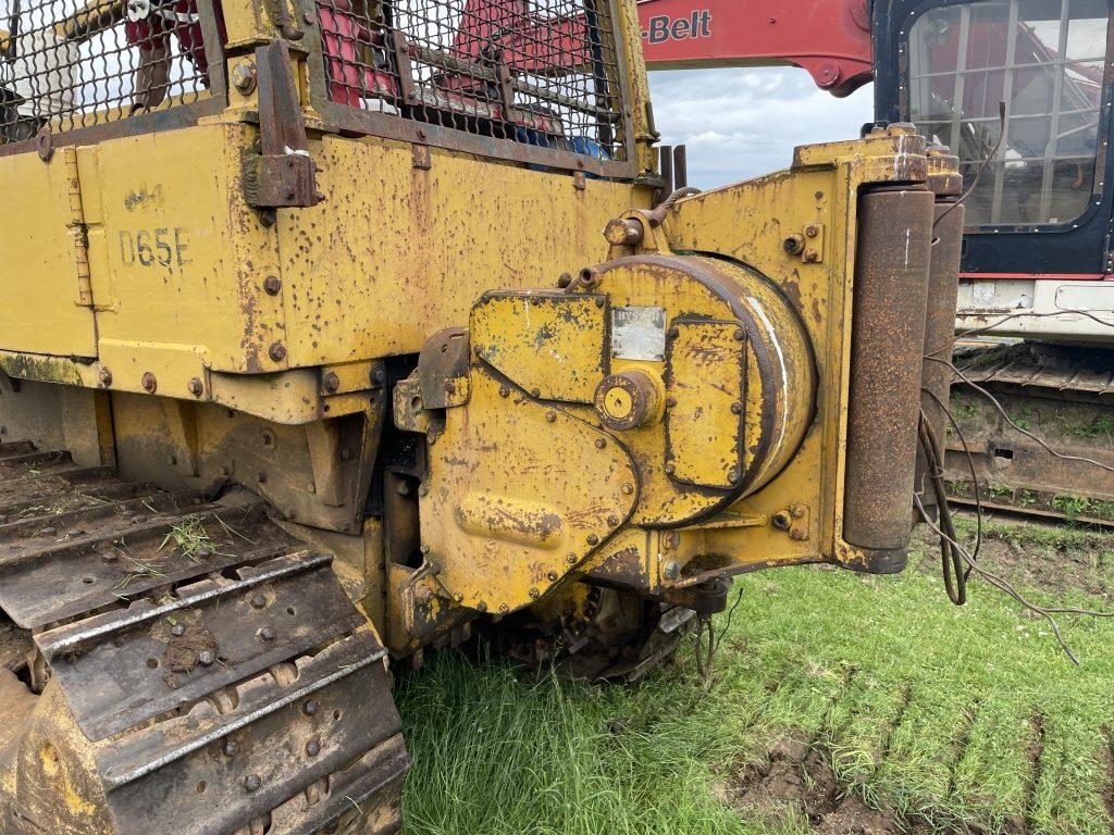 Komatsu D65E Crawler Dozer