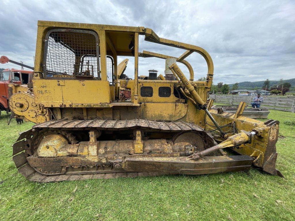 Komatsu D65E Crawler Dozer