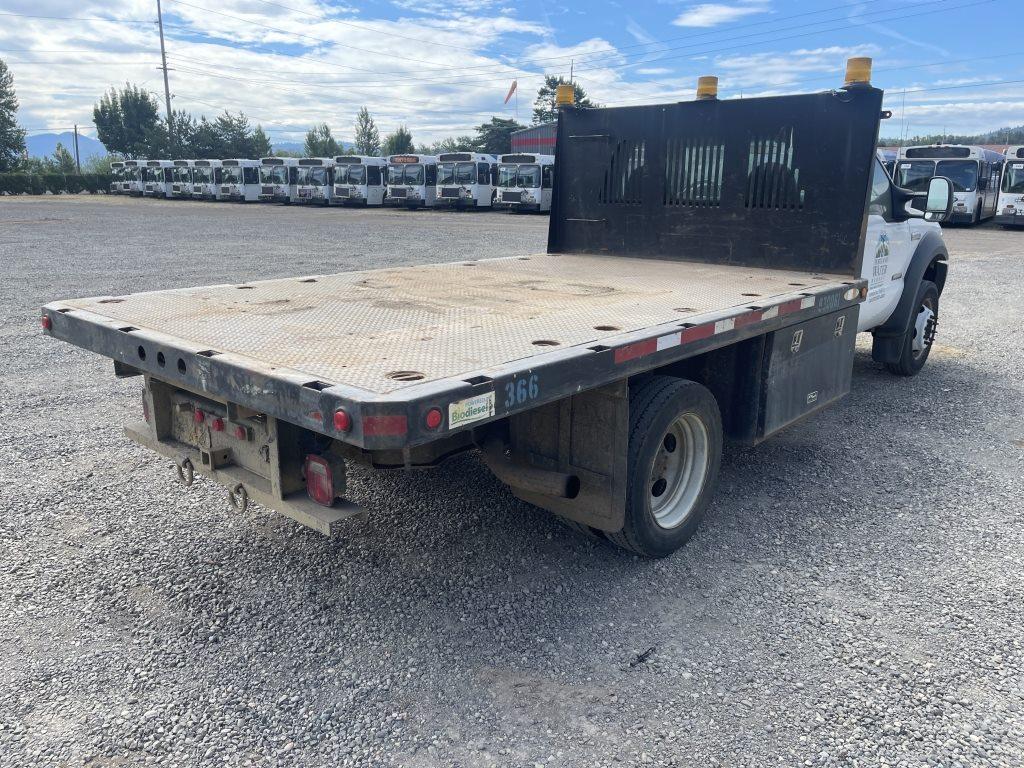 2006 Ford F550 Flatbed Truck